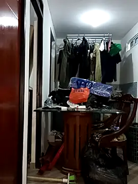 sabor_latino_bdsm (M young) - 🍑 💦💦 Ass shoots jets of water 🍑💦💦