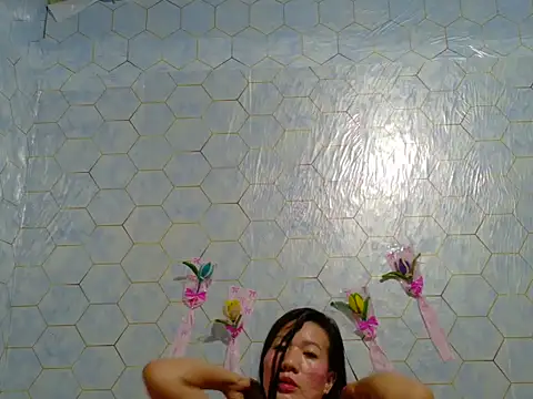 Webcam Model (cherrymoves)  is live.Free join now!