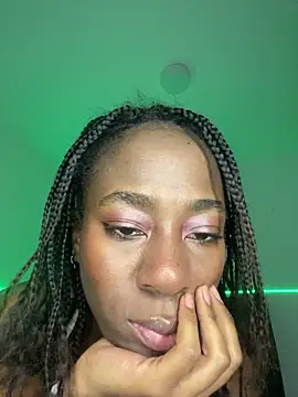 Webcam Model (milarain)  is live.Free join now!