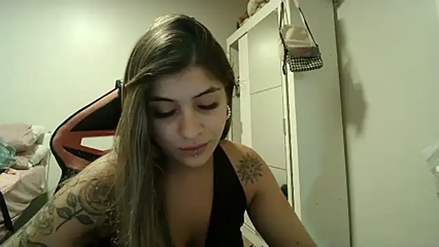Becca_B webcam