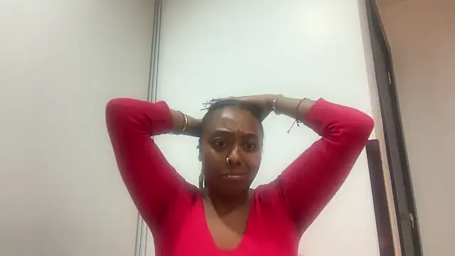 ChocolateCakeQueen webcam