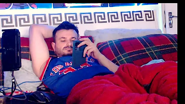 florintanus69 (Ask my age) - do you want see my white cum?