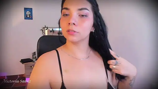 victoriaasaenz_ webcam