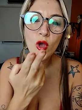 shaktimartina webcam