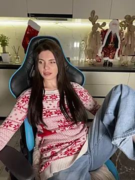 CurlyLara Live Webcam on Stripchat