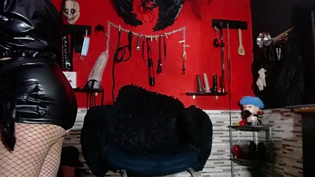 Miss_Mirandaa webcam