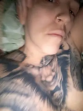 vamporasuccubus19777 webcam