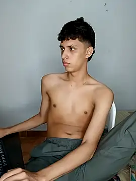 Alayn_sexy_ayes webcam