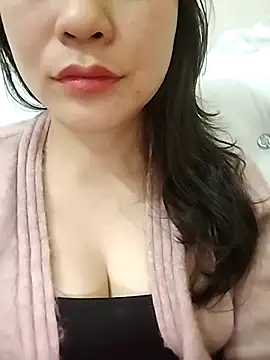 cogai-nhutnhat - Cogai-nhutnhat's free webcam