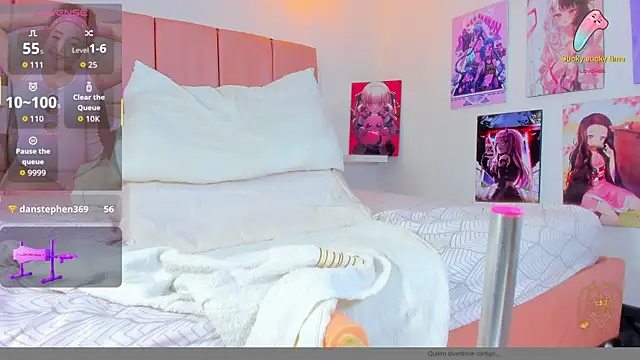 NahomiWalker_ webcam