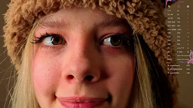 TiffinyMergist webcam