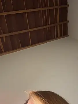 curchez_ (F young) - naked