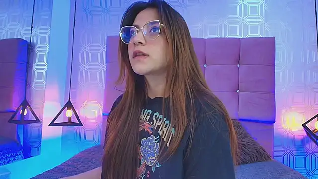 sarinorrisfg - SariNorrisfg's free webcam