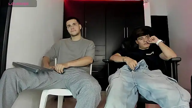 liam_mateo (G twink) - hi liam and friends