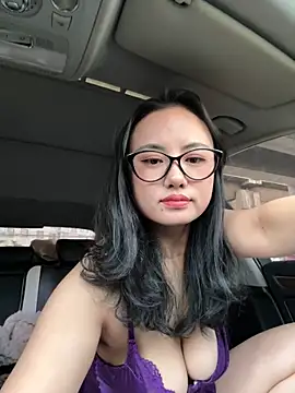 美女tangbao_521在线直播