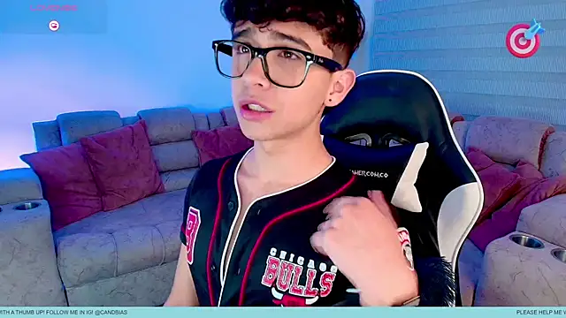 Niico_Cruz Live Webcam on Stripchat