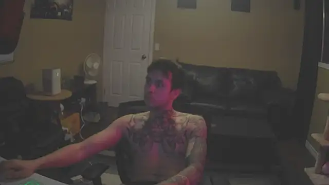 skateboardskate - Skateboardskate's free webcam - UK Sex Cams