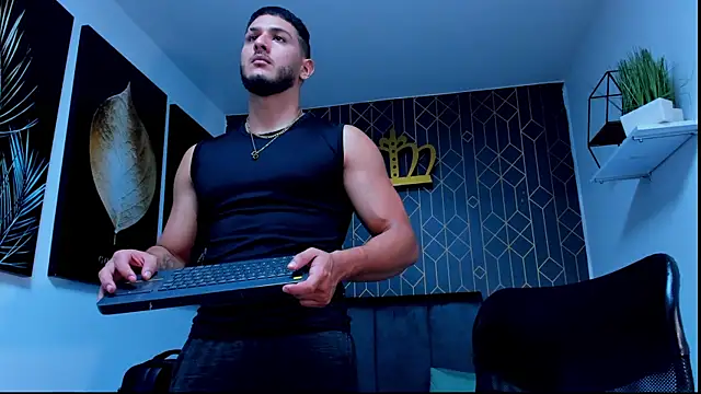 jasonshaw25 - Jasonshaw25's free webcam - UK Sex Cams