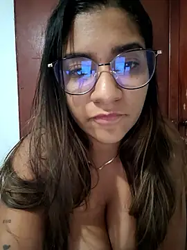 Sofythom1 webcam