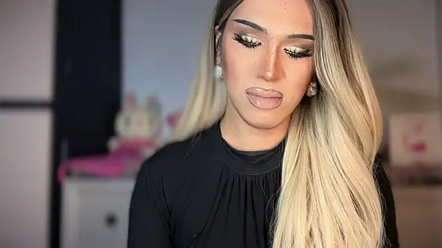 Barbara-Sprouse webcam