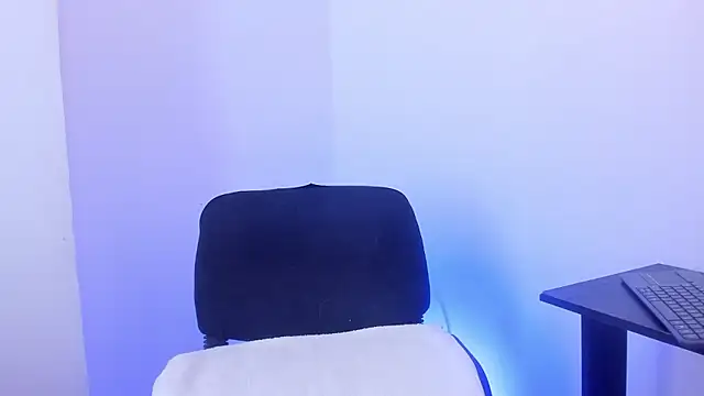 KyllieMarshall webcam