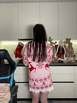 CurlyLara Live Webcam on Stripchat