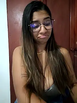 Sofythom1 webcam
