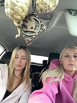 merlindave (F young) - Finger pussy/naked🤤🤤❤️