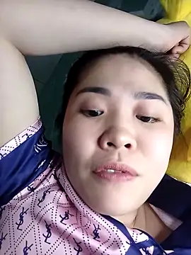 lin-kute98 (F young) - Móc bắn nước