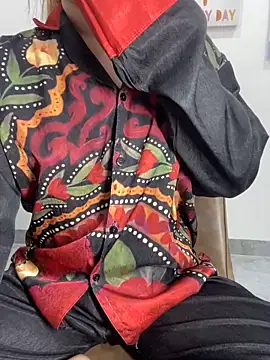 almira6868 - Almira6868's free webcam - UK Sex Cams