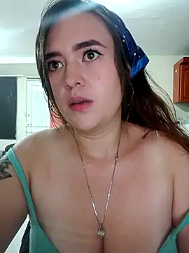 Webcam Model (miss_berlyn) is live