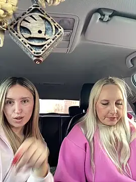 merlindave (F young) - Finger pussy/naked🤤🤤❤️