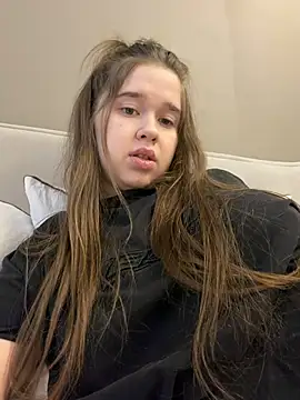 HornyGirlH's live cam