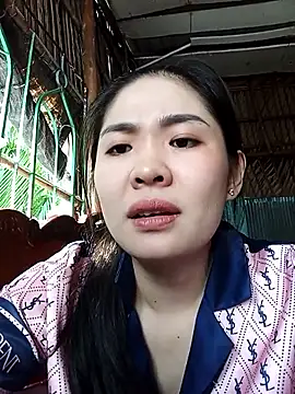 lin-kute98 - Lin-kute98's free webcam - UK Sex Cams