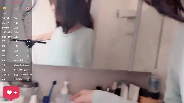 美女peachy_kiss在线直播