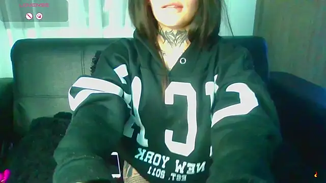 Tifanny_Sweett webcam