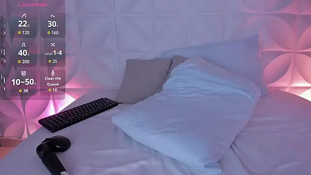 lindaa_natashaa_ webcam