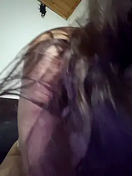 Webcam Model (loveuu-bae) is live