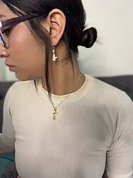 Webcam Model (Isabella-Teen)  is live.Free join now!