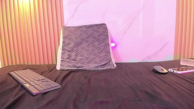 im_dayros (M twink) - Spank ass x2