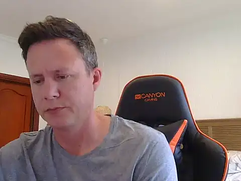 TroyDieselXXX webcam