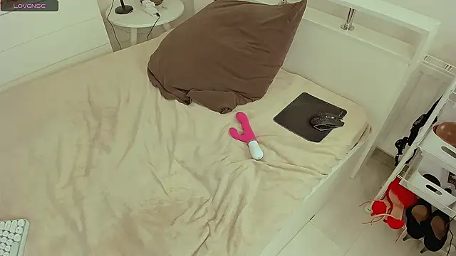 alice_sweetyyy (F mature) - suck dildo for you