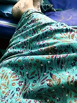 villageanuty (F milf) - Ticket Show