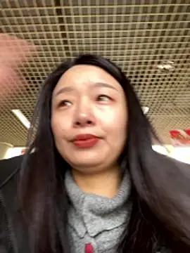 美女Qrooo在线直播