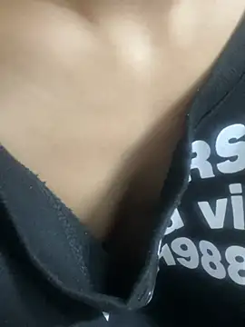 mina048 - Mina048's free webcam