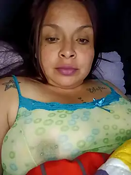 entoncesirene - EntoncesIrene's free webcam - UK Sex Cams