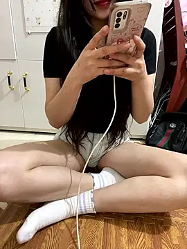 Webcam Model (Lissa_xinh09)  is live.Free join now!