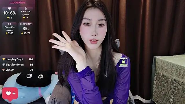 美女Queenbb88在线直播