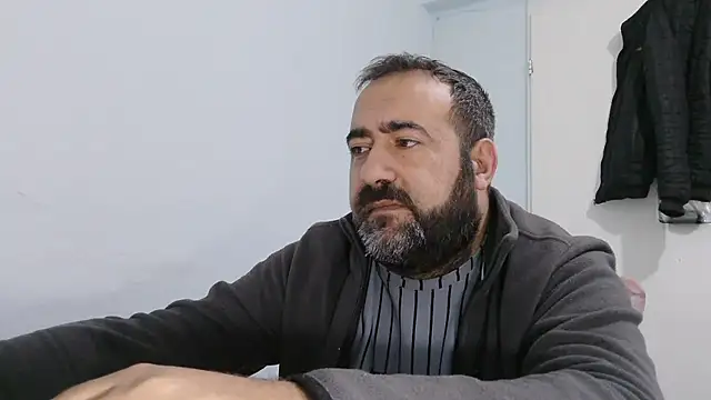 big_snakee (Ask my age) - Does anyone want sperm? :wanker: