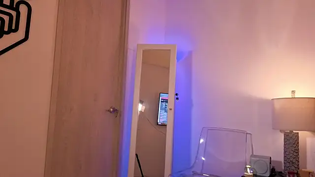 mandi4pole_ (F young) - DOMI PLAY ON MY CLIT